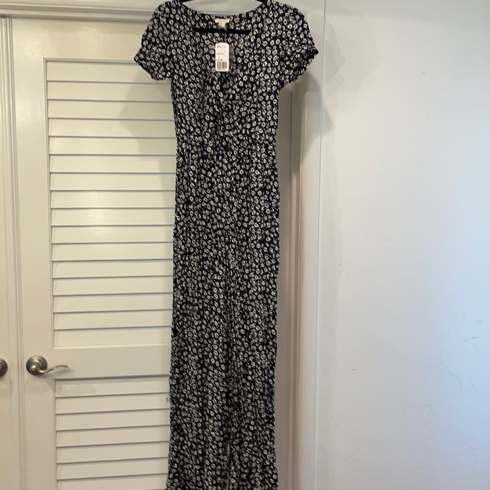 3/$10 forever 21 Floral Jumpsuit